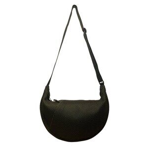 Uniqlo Unisex Olive Mesh Adjustable Strap Everyday Storage Shoulder Bag 2pcs Set